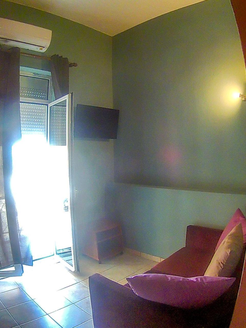 Alexander Rooms & Apartments إيغومينيتسا المظهر الخارجي الصورة